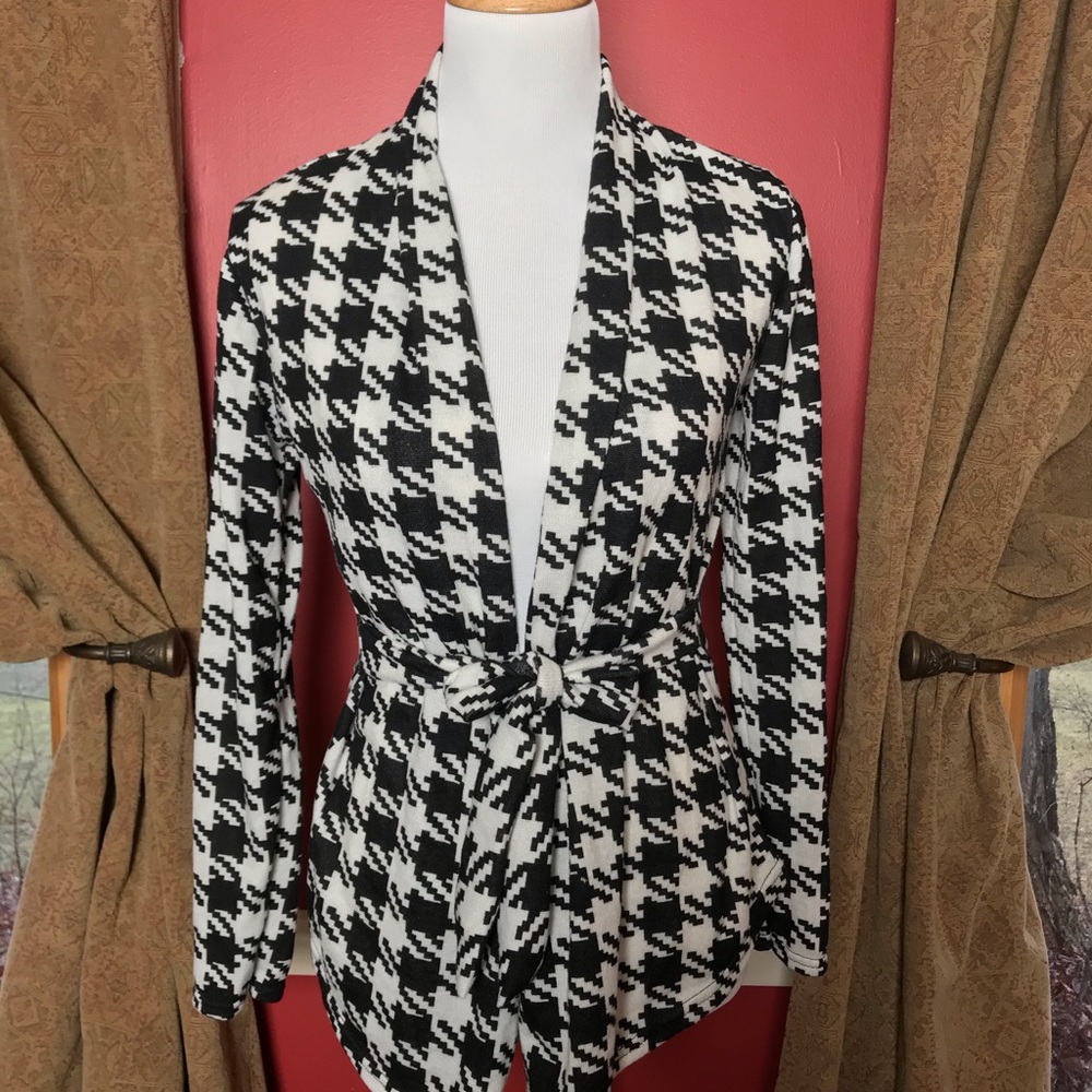 Black Houndstooth Lightweight Wrap Cardigan/Jacket size small